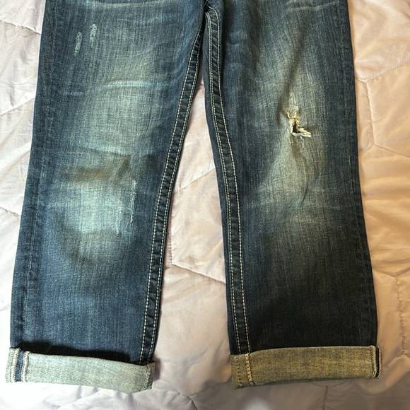 Miss Me Capris - Picture 2 of 4